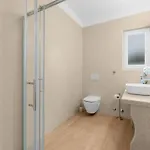 Ladora *